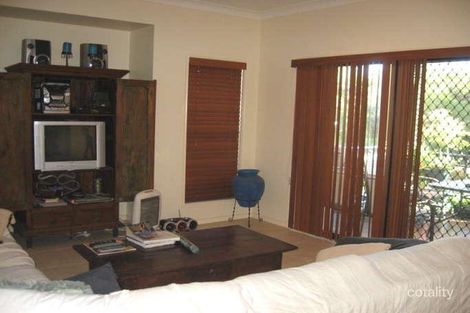 Property photo of 16 Hillridge Crescent Varsity Lakes QLD 4227