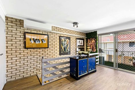 Property photo of 3/33 King Street Urangan QLD 4655