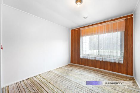 Property photo of 28 Eastern Avenue Newborough VIC 3825