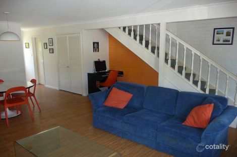 Property photo of 2/5 Jasmine Court Fitzgibbon QLD 4018