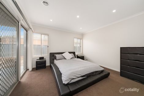Property photo of 60 Mackillop Way Clyde North VIC 3978
