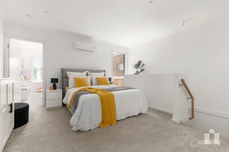 Property photo of 15 Courthouse Walk Doreen VIC 3754