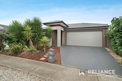 24 Tropic Cct, Point Cook, VIC 3030