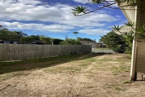 Property photo of 2 Bishop Road Beachmere QLD 4510