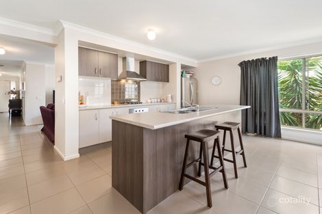 Property photo of 58 Sanoma Drive Skye VIC 3977