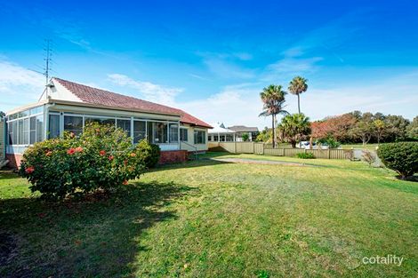 Property photo of 44 Lakeview Parade Pelican NSW 2281