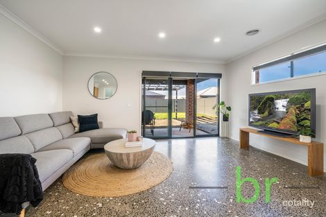 Property photo of 7 Azalea Street Lara VIC 3212