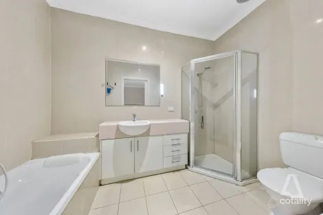 Property photo of 2/2 McArthur Avenue St Albans VIC 3021