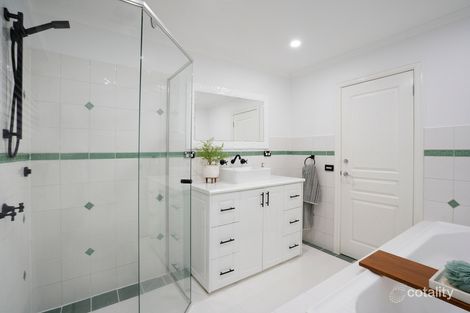 Property photo of 40 Anzac Avenue Hurstbridge VIC 3099