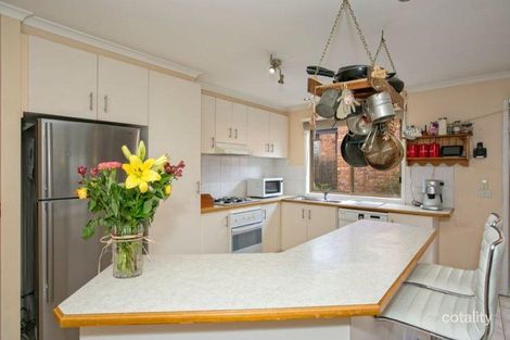 Property photo of 18 Bellarine Drive Cranbourne VIC 3977