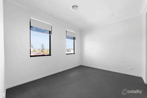 Property photo of 19 Direction Drive Tarneit VIC 3029