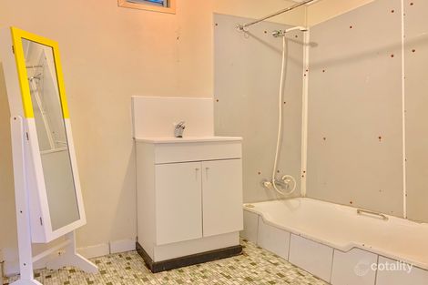 Property photo of 160 Cornwall Street Greenslopes QLD 4120