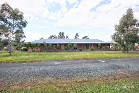 17 Cohen St, Rochester, VIC 3561