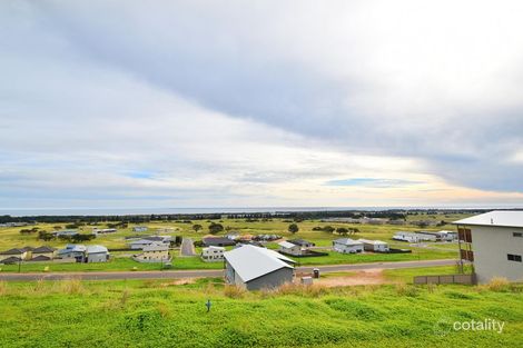 18 Cherry Hills Cres, Normanville, SA 5204