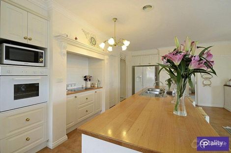 Property photo of 3 Cambridge Drive Berwick VIC 3806