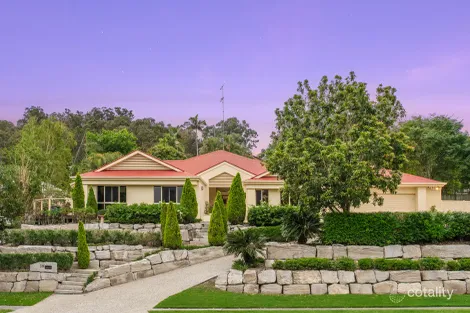 Property photo of 39 Westlake Drive Mount Ommaney QLD 4074