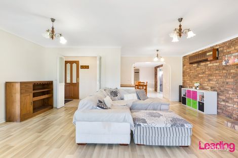 Property photo of 11 Dunrossil Drive Sunbury VIC 3429