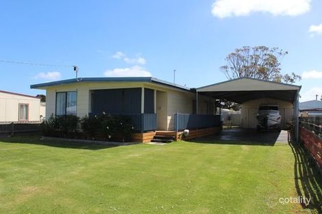 Property photo of 19 Newhaven Crescent McLoughlins Beach VIC 3874