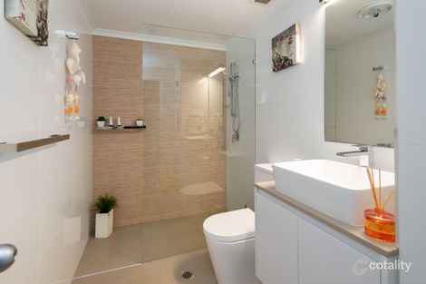 Property photo of 11/3 Marina Crescent Hollywell QLD 4216