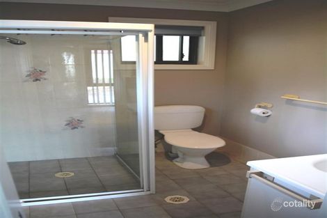 Property photo of 28 Macdougall Crescent Hamlyn Terrace NSW 2259