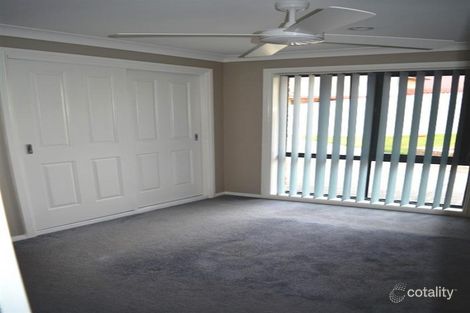 Property photo of 28 Macdougall Crescent Hamlyn Terrace NSW 2259