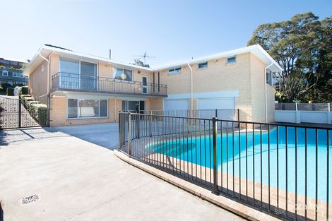 Property photo of 27 Roscommon Crescent Killarney Heights NSW 2087