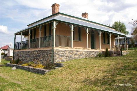 Property photo of 110 Bridge Street Uralla NSW 2358