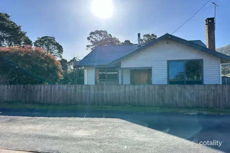6 Edward St, Rosebery, TAS 7470