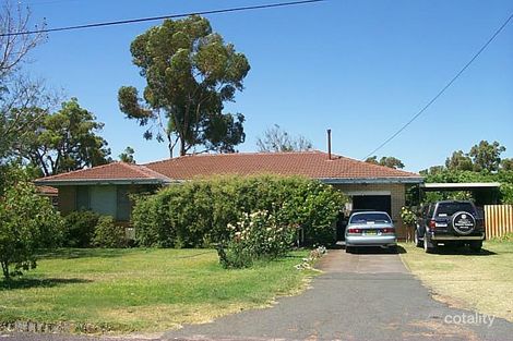 379 Fisher St, Cloverdale, WA 6105