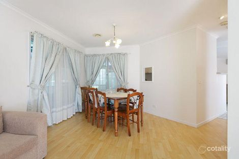 Property photo of 10 Evelyn Owen Crescent Dunlop ACT 2615