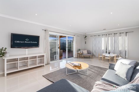 Property photo of 16 Eden Avenue Skye VIC 3977