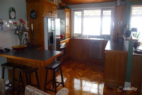 Property photo of 8 Bass Street Kiama Downs NSW 2533