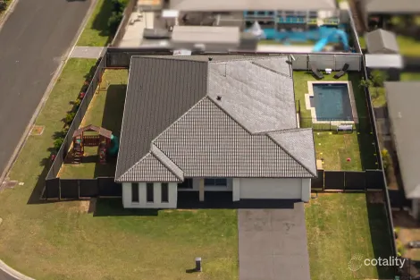 7 MCKAVANAGH ST, CABOOLTURE, QLD 4510