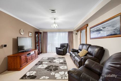 Property photo of 17 Kerr Crescent Aspendale Gardens VIC 3195
