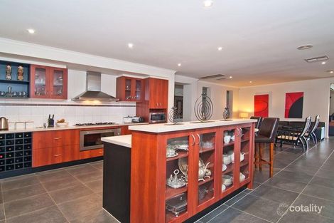 Property photo of 22 Emmaline Crescent Keysborough VIC 3173