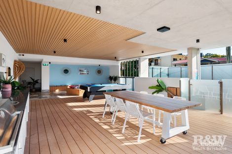 304/131 Sir Fred Schonell Dr, St Lucia, QLD 4067