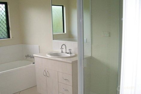Property photo of 13 Bronte Close Kewarra Beach QLD 4879