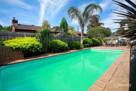22 Parrs Rd, Croydon, VIC 3136