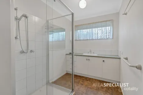 Property photo of 37 Gilmore Crescent Lynbrook VIC 3975