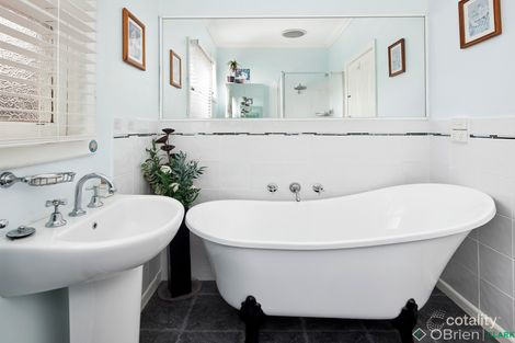 Property photo of 16 Tyssen Street Warragul VIC 3820