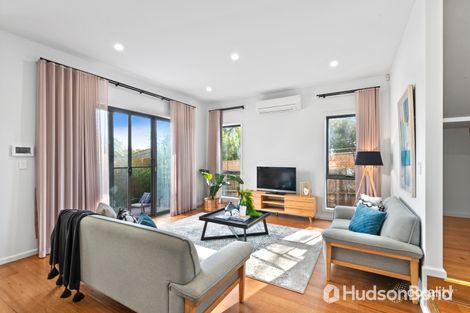 Property photo of 2/8 Third Avenue Box Hill North VIC 3129