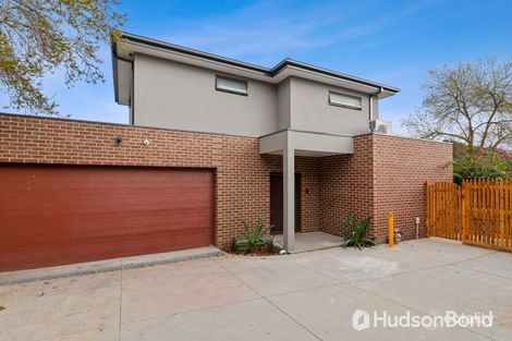 Property photo of 2/8 Third Avenue Box Hill North VIC 3129