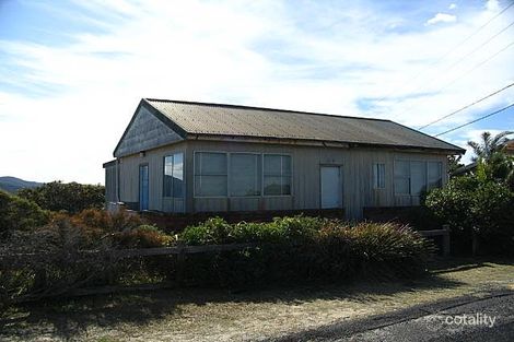 26 North Scenic Rd, Forresters Beach, NSW 2260