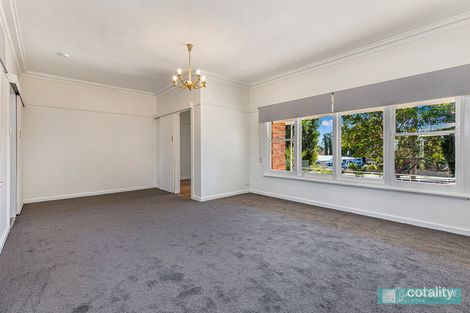 Property photo of 4 Swalling Crescent Kennington VIC 3550