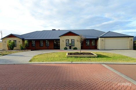 Property photo of 16 Kinship Way Atwell WA 6164