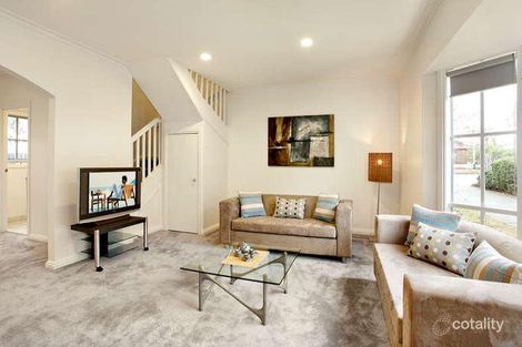 Property photo of 2/246 Dandenong Road St Kilda East VIC 3183