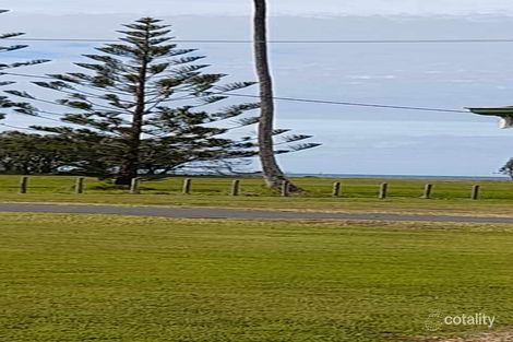 6 Lighthouse St, Burnett Heads, QLD 4670