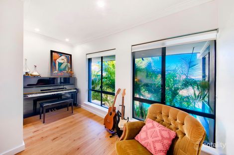 Property photo of 51 Princess Road Doubleview WA 6018