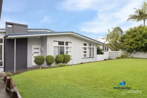 Property photo of 25 Burchell Street Carina QLD 4152