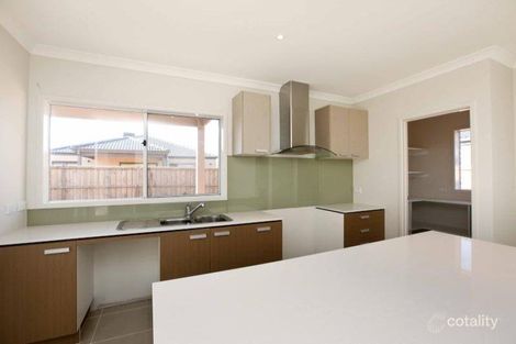 Property photo of 11 Susan Place Tarneit VIC 3029